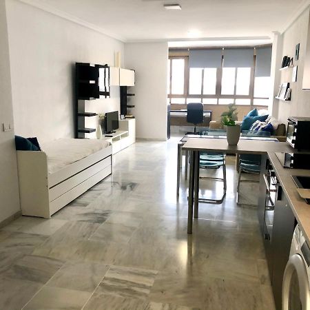 Ferienwohnung Gatu Loft Trip 1ª Linea De Playa, Wifi, Aire Acc Cádiz Exterior foto